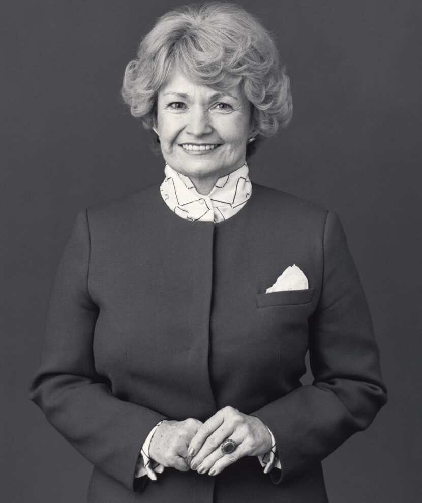 BostonCollege's tweet image. “I was always in touch with my destiny.”
Margaret Heckler JD ’56 was the unwanted child of poor Irish immigrants who rose to the highest halls of power.
Read more in @BCLaw Magazine: on.bc.edu/MHeckler_BCLM
