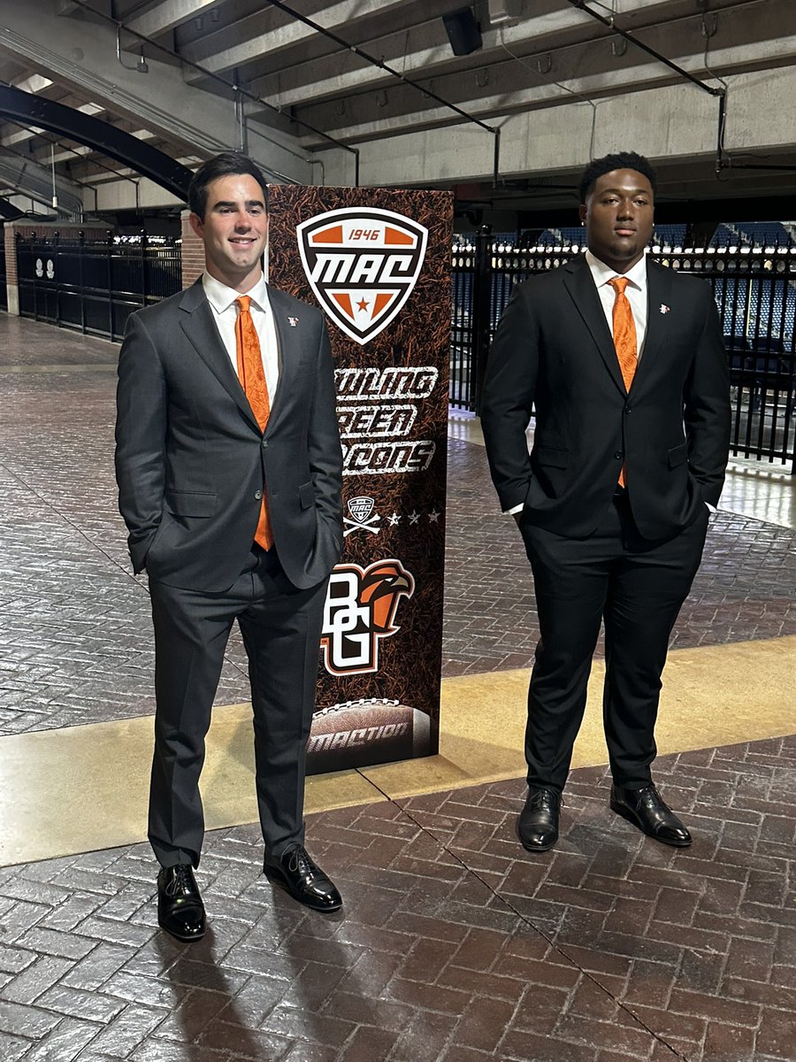 vandermerwe63's tweet image. Football season has started: @MACSports media day in Detroit! Time for the Falcons to take flight! @BGSU_Athletics @BG_Football @bgsu