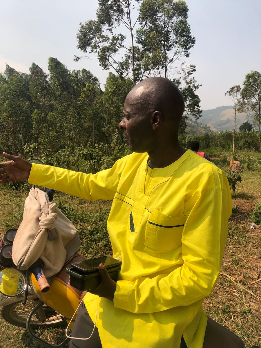 Fleckdeejay's tweet image. 🚨 BREAKING NEWS: Robert Mugabe Kakyebezi wins Mbarara City mayoral election! 🎉 Congratulations