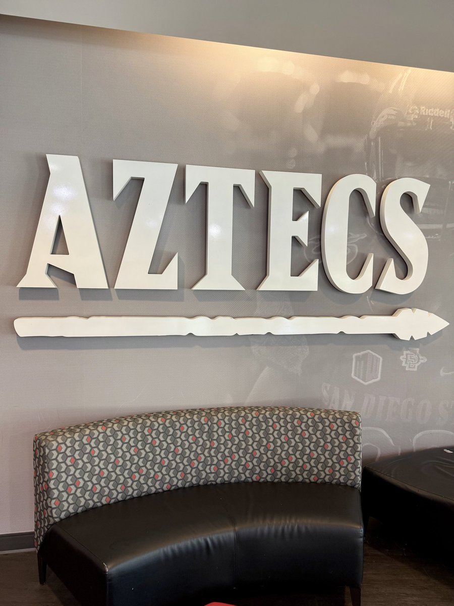 ANSRSFB's tweet image. The Aztecs are ready to make some noise with ANSRS in ‘25! We had a great day onboarding in San Diego. @AztecFB #ANSRS