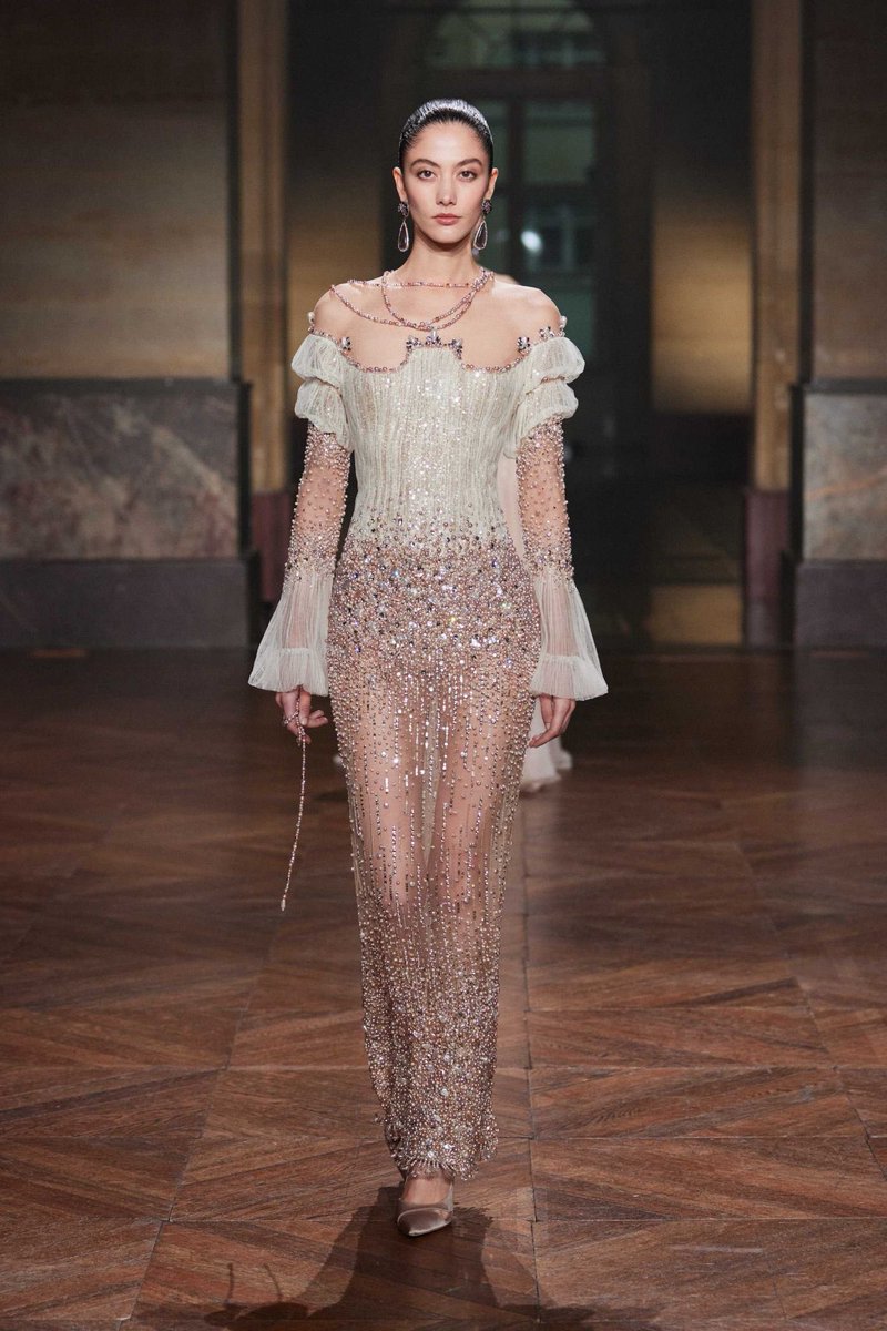 fash__ion0's tweet image. GEORGES HOBEIKA | Fall / Winter 2025-2026 Couture