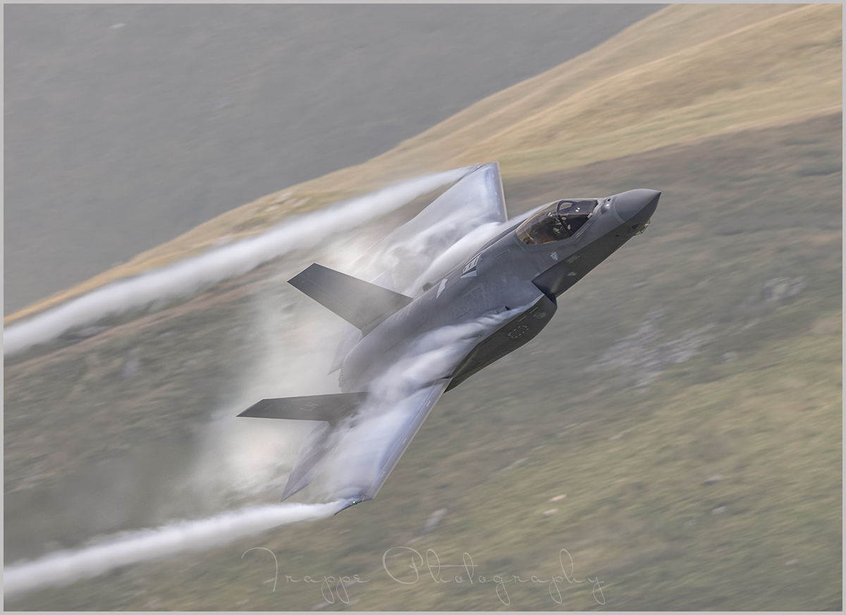 RoryTrappe's tweet image. Cad West 24-July - A very rare visit to Cad West for me only because of the NOTAM on the Red Bull event near Dinas Mawddwy. Not much going on until we had 2xF35's and 2x F15's pop in. Not the best of light as it was very hazy. This is just one for now. #machloop #cadwest #F35