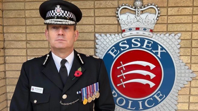 DaveMichael007's tweet image. I strongly support @BJH251 and @EssexPoliceUK doing their duty in challenging circumstances.
@EssexPFCC @EssexPoliceFed @PoliceChiefs @policesupers @PFEW_HQ @skymartinbrunt @PMarshallNews