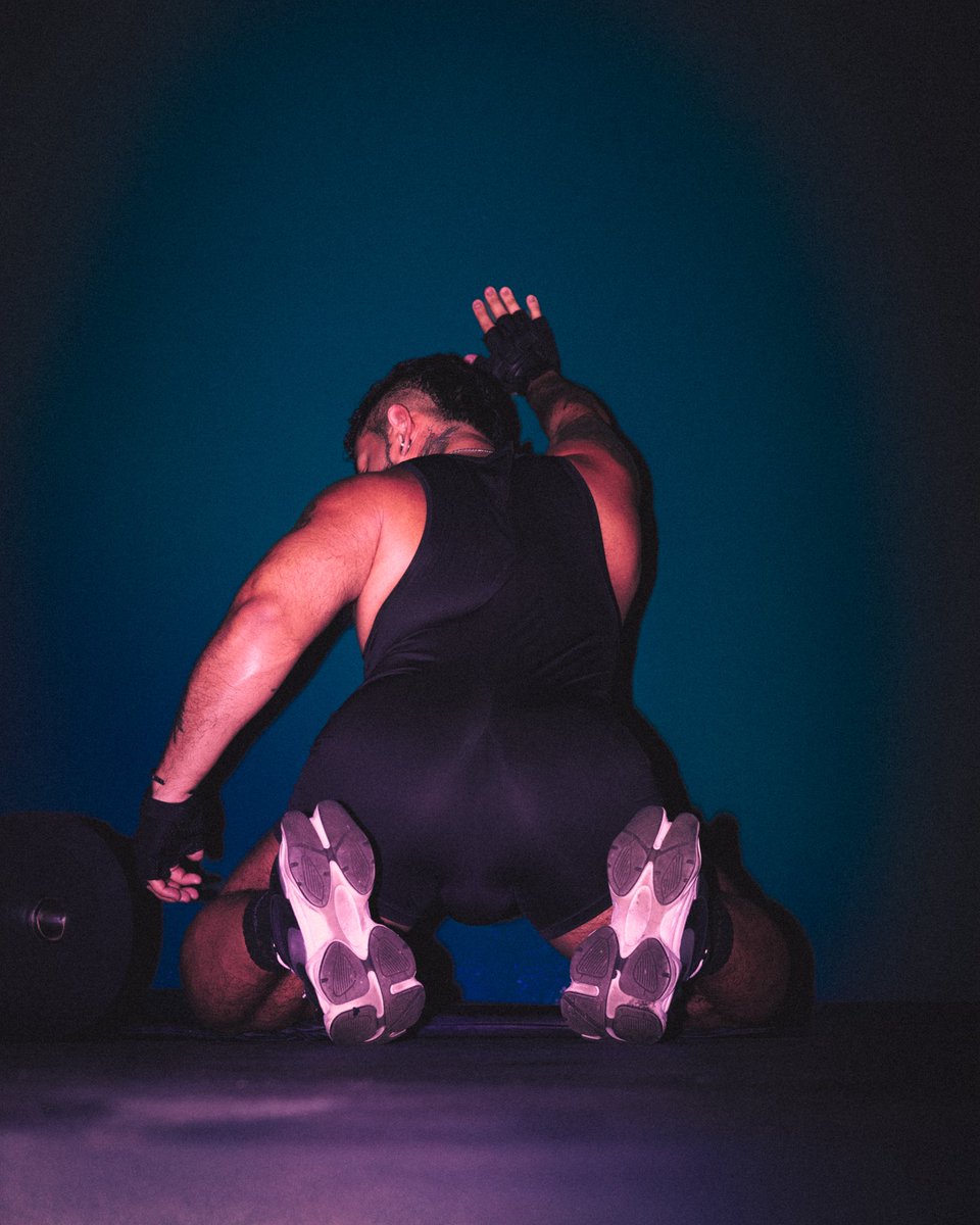 edaozineo's tweet image. bora fazer um cardio antes de descer ferro?  Ensaio pra Coyote Jocks