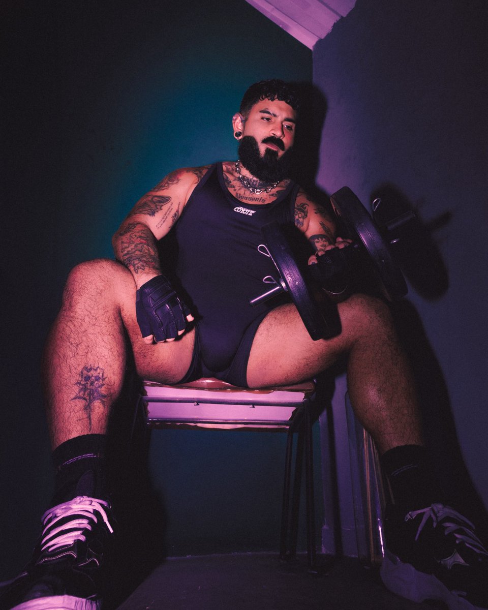 edaozineo's tweet image. bora fazer um cardio antes de descer ferro?  Ensaio pra Coyote Jocks