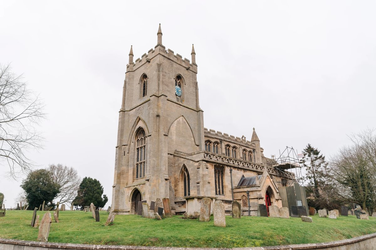 NatChurchTrust's tweet image. Tucked away in Lincolnshire is Aslackby St James the Great – our #ChurchOfTheWeek – and five stories it is waiting to share with you. Heading into the church, pause in porch first to admire the graffiti. Then, as you head inside, prepare to meet some extraordinary people.