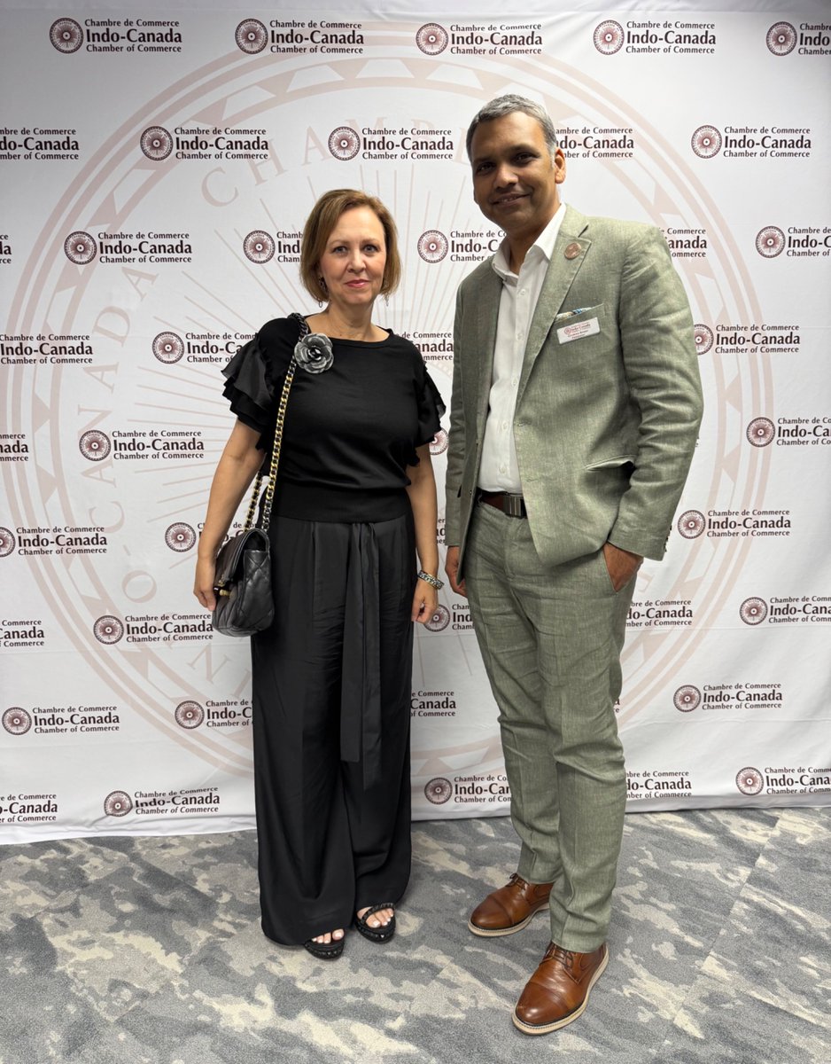 The Indo Canada Chamber of Commerce Tuesday evening welcomed a delegation from the Punjab Chamber of Commerce at an event in Toronto to explore trade and business opportunities. 

It was lovely to connect with friends and, of course, there was Indian food (my favourite).