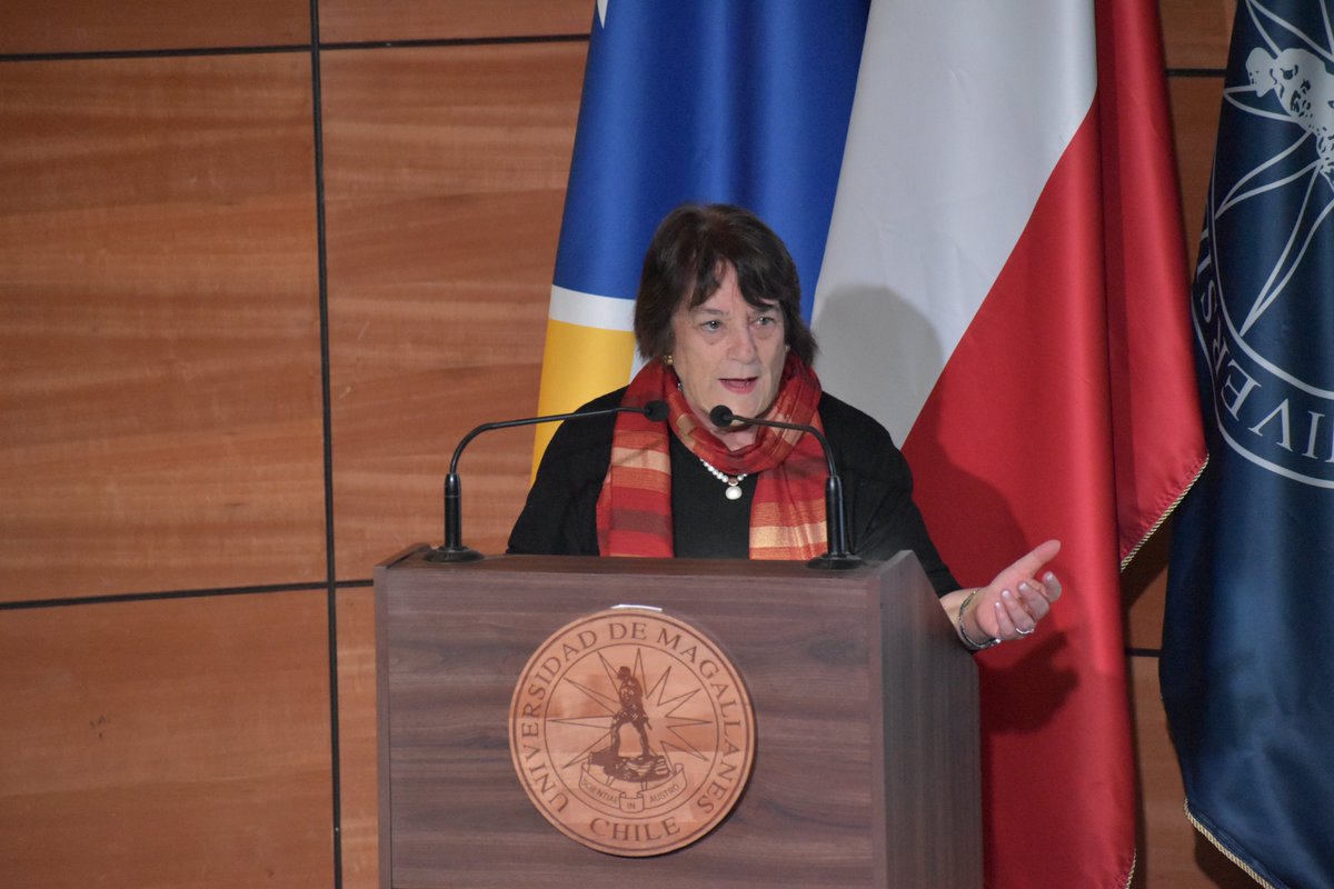 DPRMagallanes's tweet image. La Ministra de Defensa, Adriana Delpiano Puelma, rindió su Cuenta Pública Participativa en Punta Arenas, donde se presentaron los importantes avances del último año, destacando especialmente aquellos temas regionales y relacionados con nuestro Territorio Antártico Chileno 🇨🇱🇦🇶🚀