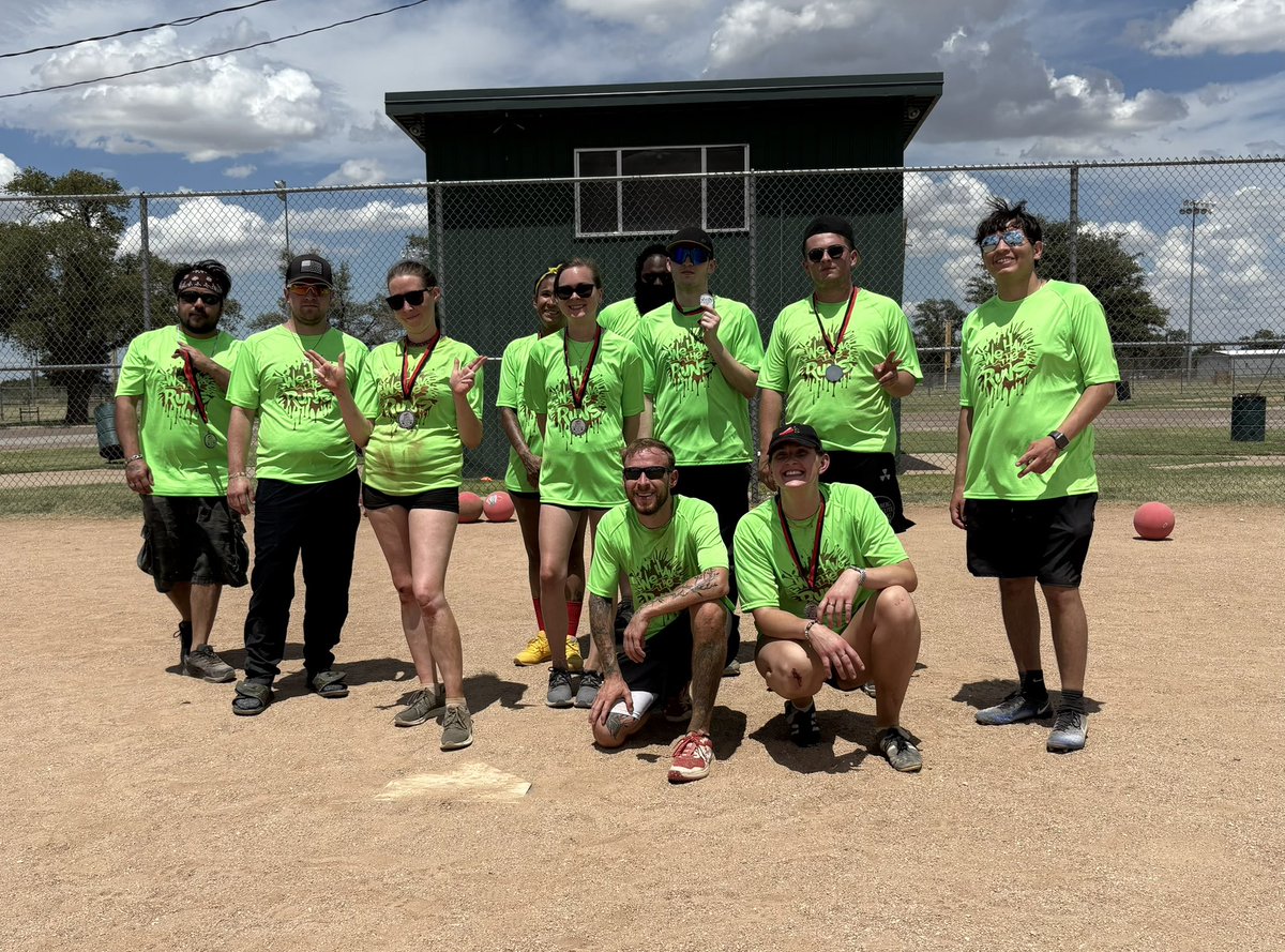 Andresgm0928's tweet image. West Texas Kickball tourney!!!  Thanks @joesinger for sending your teams from NM  and participate on this awesome Sense of Belonging event!!! @Uhmall @taryn_mahaffey @TylerRayburn09 @JBarraza6 @Roymascorros #chilislove