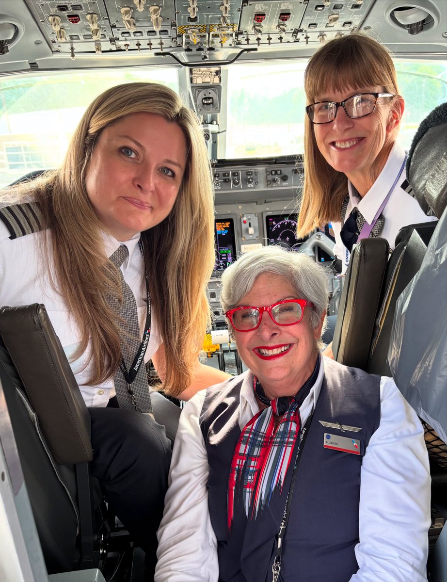 Celebrating National Amelia Earhart Day with an all-female Piedmont crew, flying in the footsteps of a legend who proved the sky is no limit. 🛩️
#NationalAmeliaEarhartDay #PiedmontProud