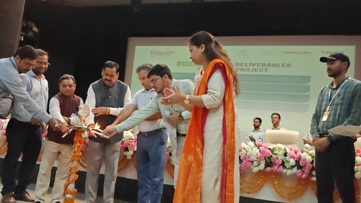 startup_bihar's tweet image. 🚀 Bihar Idea Festival 2025 | Event | Bhagalpur
Today’s Bihar Idea Festival 2025 event in Bhagalpur witnessed incredible energy and enthusiasm among aspiring youth!
The event spotlighted innovation, startup journeys, mentorship, and seed funding opportunities.
🌟 With 350+…