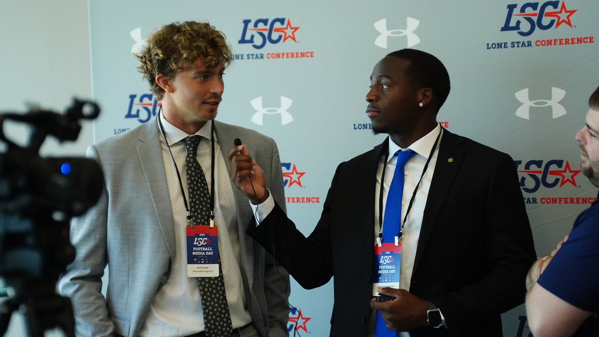 JavelinaFB's tweet image. 📍@LoneStarConf Football Media Day
📺: flofootball.com/events/1438475…
#GoJavelinas #TTDB