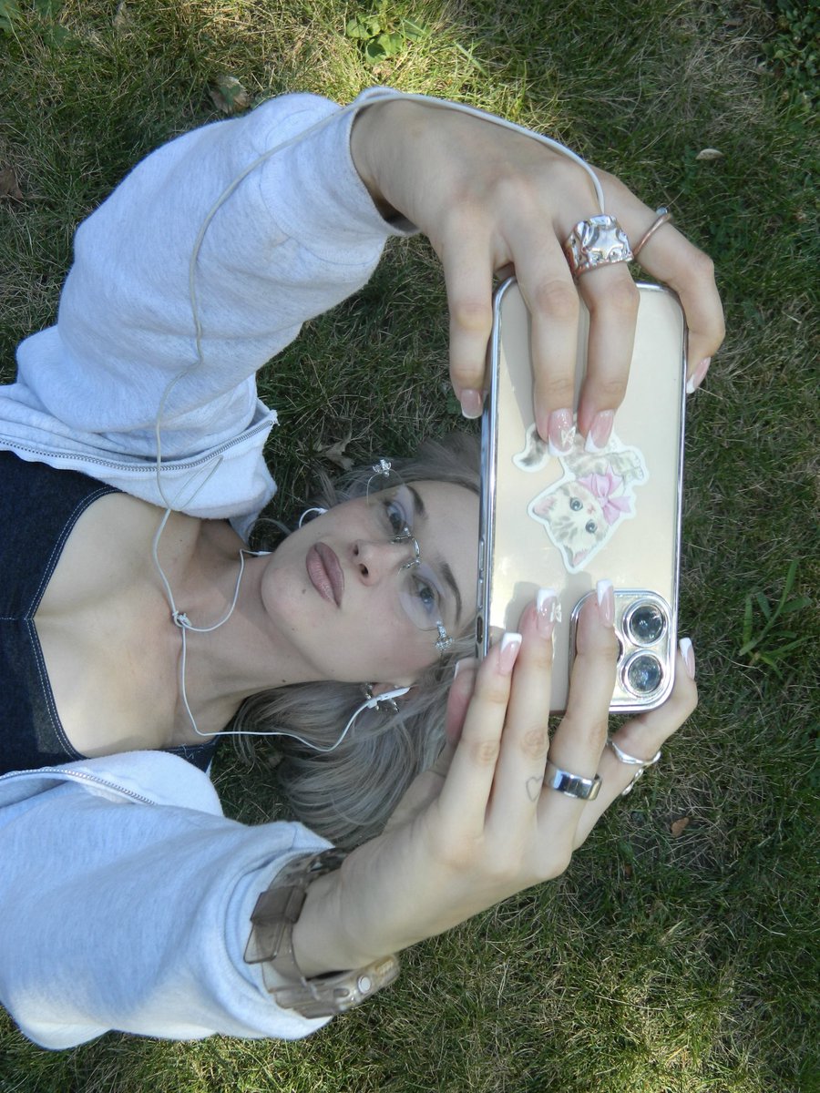 just listening to LZ3 mixes 🪽