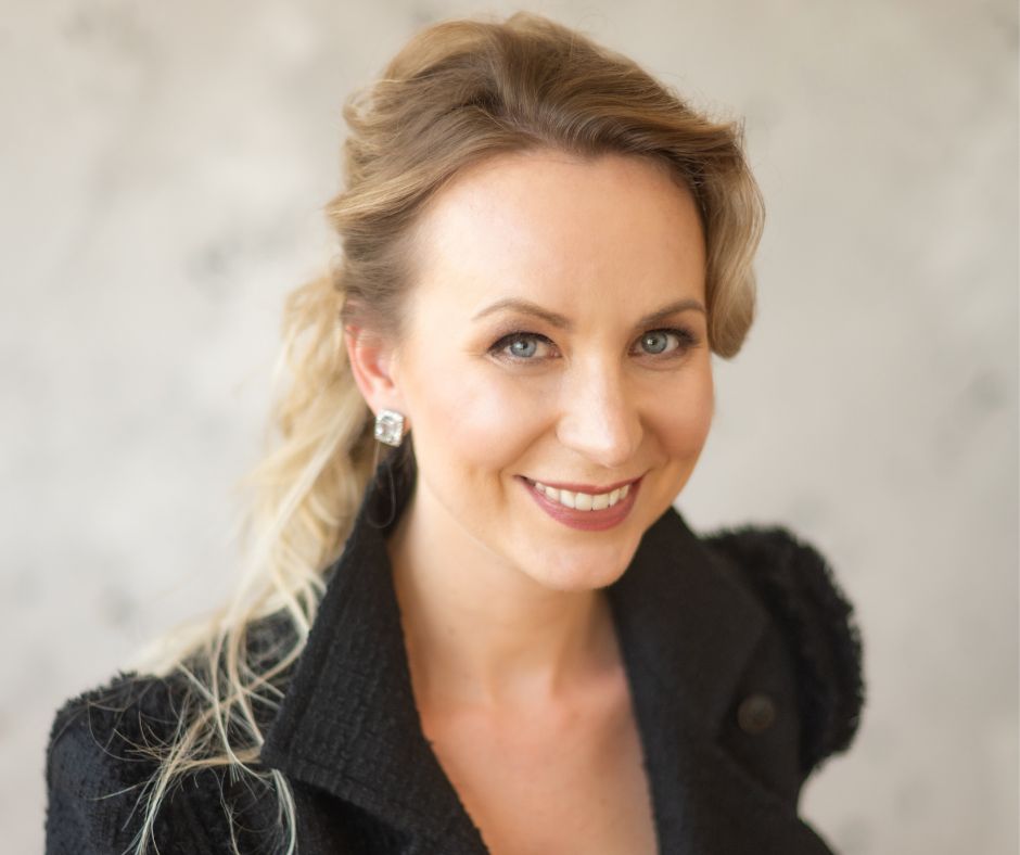 WelshNatOpera's tweet image. Join WNO Conductor Laureate Carlo Rizzi, mezzo-soprano Justina Gringytė, and the WNO Orchestra for an unforgettable evening.
The concert features Florence Price’s Adoration, Berlioz’s song cycle Les Nuits d'été and more.
Secure your tickets now: buff.ly/GpBkTCc