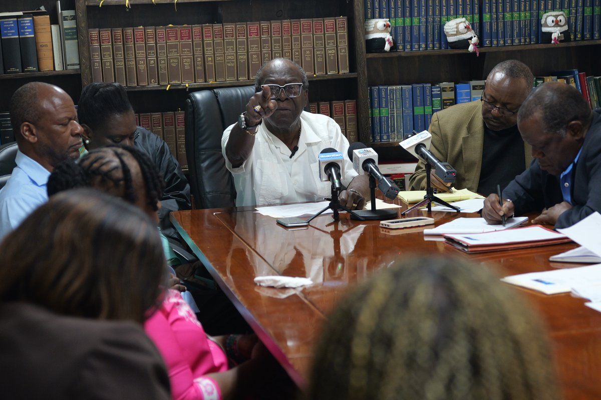 Tribune242's tweet image. TAXI UNION RETURNS TO TUC AFFILIATION
THE Bahamas Taxi Cab Union has severed ties with the Bahamas National Alliance Trade Union Congress (BNATUC) and returned to the Trade Union Congress (TUC), accusing its former affiliate of a conflict of interest.
bit.ly/4o6xfRp