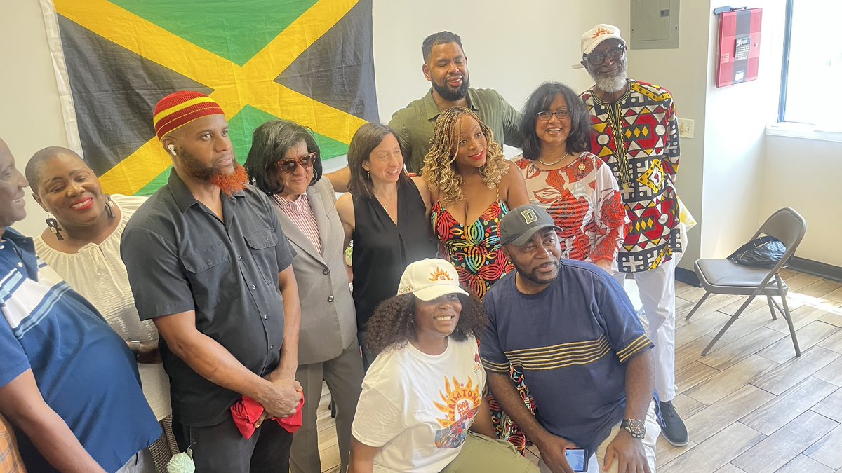 cmninaahmad's tweet image. Excited to have taken part in the inaugural Africatown Food Tour last month. This experience brought together community leaders to explore the rich flavors and deep cultural roots of Southwest Philly&apos;s African, Caribbean, and African American-owned restaurants. #cmahmad
