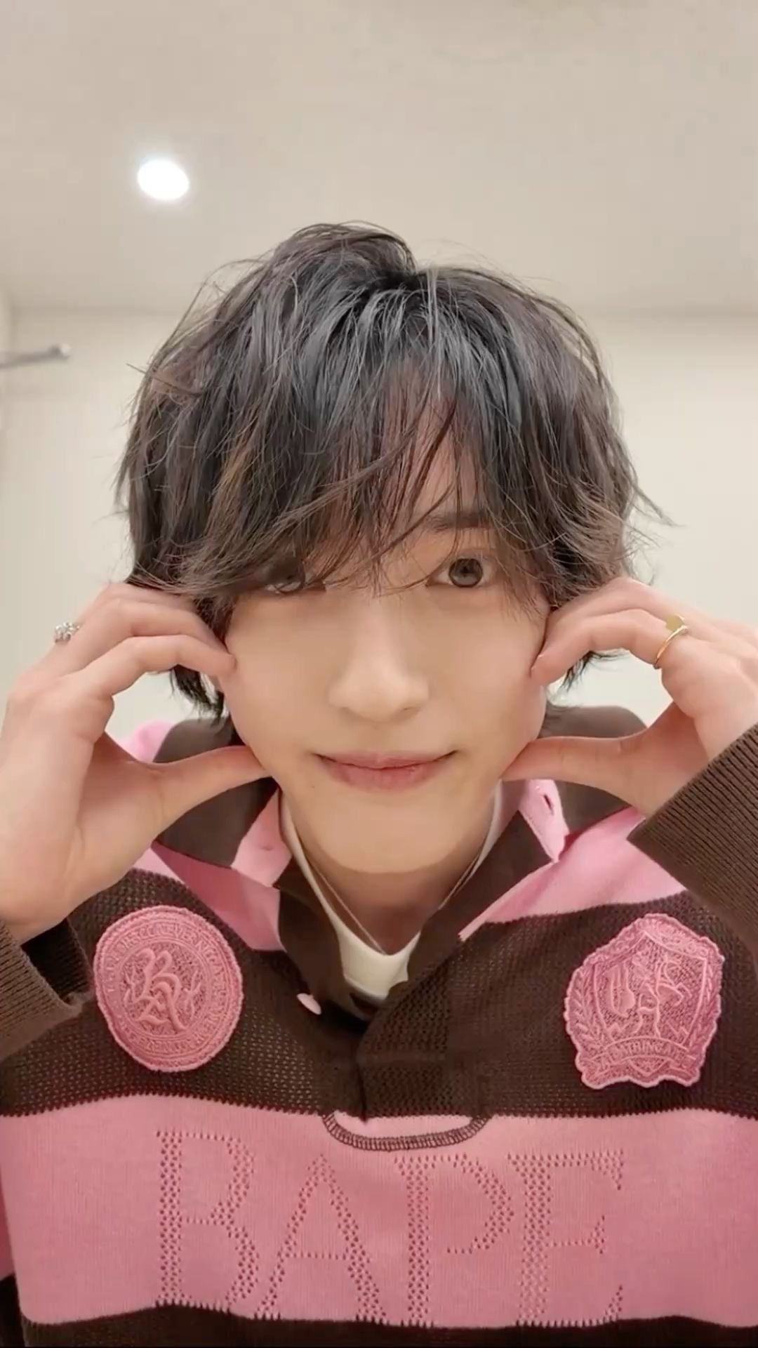 miyu 道枝駿佑 公式写真 QLAP! other cut 🩷🤍 ⁡ #道枝駿佑#みっちー#미치에다슌스케 #QLAP