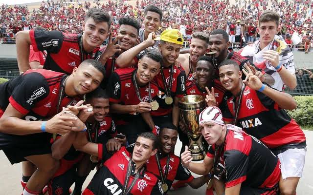 FioCRF's tweet image. conseguem reconhecer quem:
me: LINO, os patricks, vitor gabriel, ramon, theo, dantas, yuri e bernardo (esse eu acho)