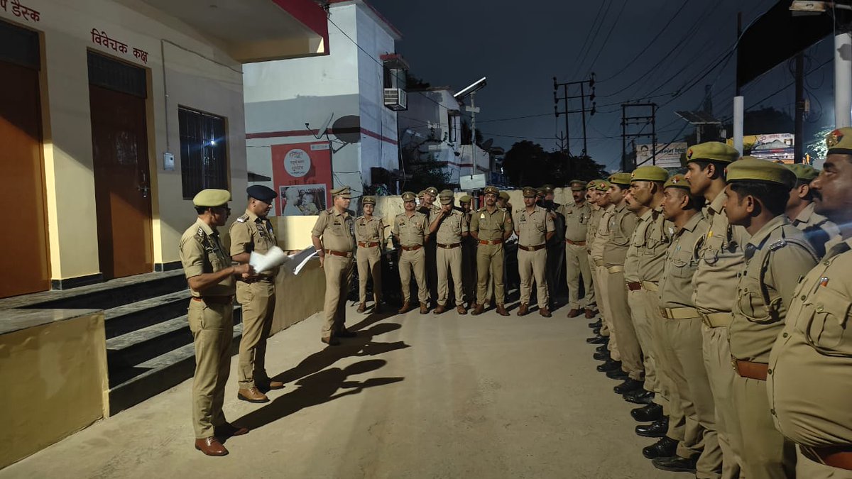 ALIGARH POLICE (@aligarhpolice) on Twitter photo #Aligarh ред #AligarhPolice
рдХреНрд╖реЗрддреНрд░рд╛рдзрд┐рдХрд╛рд░реА рдирдЧрд░ рджреНрд╡рд┐рддреАрдп рджреНрд╡рд╛рд░рд╛ рдерд╛рдирд╛ рдЧрд╛рдБрдзреАрдкрд╛рд░реНрдХ рдкрд░ рд▓реА рдЧрдИ рд░рд╛рддреНрд░рд┐ рдЧрдгрдирд╛ рд╡ рд╡рд┐рд╡реЗрдЪрдХреЛ рдХрд╛ рдУ рдЖрд░~
"рдЧрдгрдирд╛ рдореЗ рдЙрдкрд╕реНрдерд┐рдд рд╕рднреА рдХрд░реНрдорд┐рдпреЛ рдХреЛ рдмреАрдЯ рд╕реВрдЪрдирд╛, рдСрдкрд░реЗрд╢рди рдкрд╣рдЪрд╛рди рдкрд░ рдЕрдкрд░рд╛рдзрд┐рдпреЛрдВ рдХреЗ рд╕рддреНрдпрд╛рдкрди, рд╣рд┐рд╕реНрдЯреНрд░реАрд╢реАрдЯрд░ рд╕рддреНрдпрд╛рдкрди, рдИ- рд╕рдореНрдорди, рдорд╣рд┐рд▓рд╛ рдмреАрдЯ рднреНрд░рдордг рдореЗрдВ рдХреГрдд рдХрд╛рд░реНрдпрд╡рд╛рд╣реА рдХреА рд╕рдореАрдХреНрд╖рд╛ рдХрд░ #Aligarh ред #AligarhPolice
рдХреНрд╖реЗрддреНрд░рд╛рдзрд┐рдХрд╛рд░реА рдирдЧрд░ рджреНрд╡рд┐рддреАрдп рджреНрд╡рд╛рд░рд╛ рдерд╛рдирд╛ рдЧрд╛рдБрдзреАрдкрд╛рд░реНрдХ рдкрд░ рд▓реА рдЧрдИ рд░рд╛рддреНрд░рд┐ рдЧрдгрдирд╛ рд╡ рд╡рд┐рд╡реЗрдЪрдХреЛ рдХрд╛ рдУ рдЖрд░~
"рдЧрдгрдирд╛ рдореЗ рдЙрдкрд╕реНрдерд┐рдд рд╕рднреА рдХрд░реНрдорд┐рдпреЛ рдХреЛ рдмреАрдЯ рд╕реВрдЪрдирд╛, рдСрдкрд░реЗрд╢рди рдкрд╣рдЪрд╛рди рдкрд░ рдЕрдкрд░рд╛рдзрд┐рдпреЛрдВ рдХреЗ рд╕рддреНрдпрд╛рдкрди, рд╣рд┐рд╕реНрдЯреНрд░реАрд╢реАрдЯрд░ рд╕рддреНрдпрд╛рдкрди, рдИ- рд╕рдореНрдорди, рдорд╣рд┐рд▓рд╛ рдмреАрдЯ рднреНрд░рдордг рдореЗрдВ рдХреГрдд рдХрд╛рд░реНрдпрд╡рд╛рд╣реА рдХреА рд╕рдореАрдХреНрд╖рд╛ рдХрд░