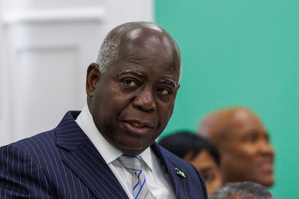 Tribune242's tweet image. DAVIS DEFENDS PLAN FOR BIOMETRIC VOTER CARD
PRIME Minister Philip “Brave” Davis hit back at opposition criticism yesterday, defending his administration’s plan to modernise the country’s voting system through biometric voter ID cards.
bit.ly/44PwjJS