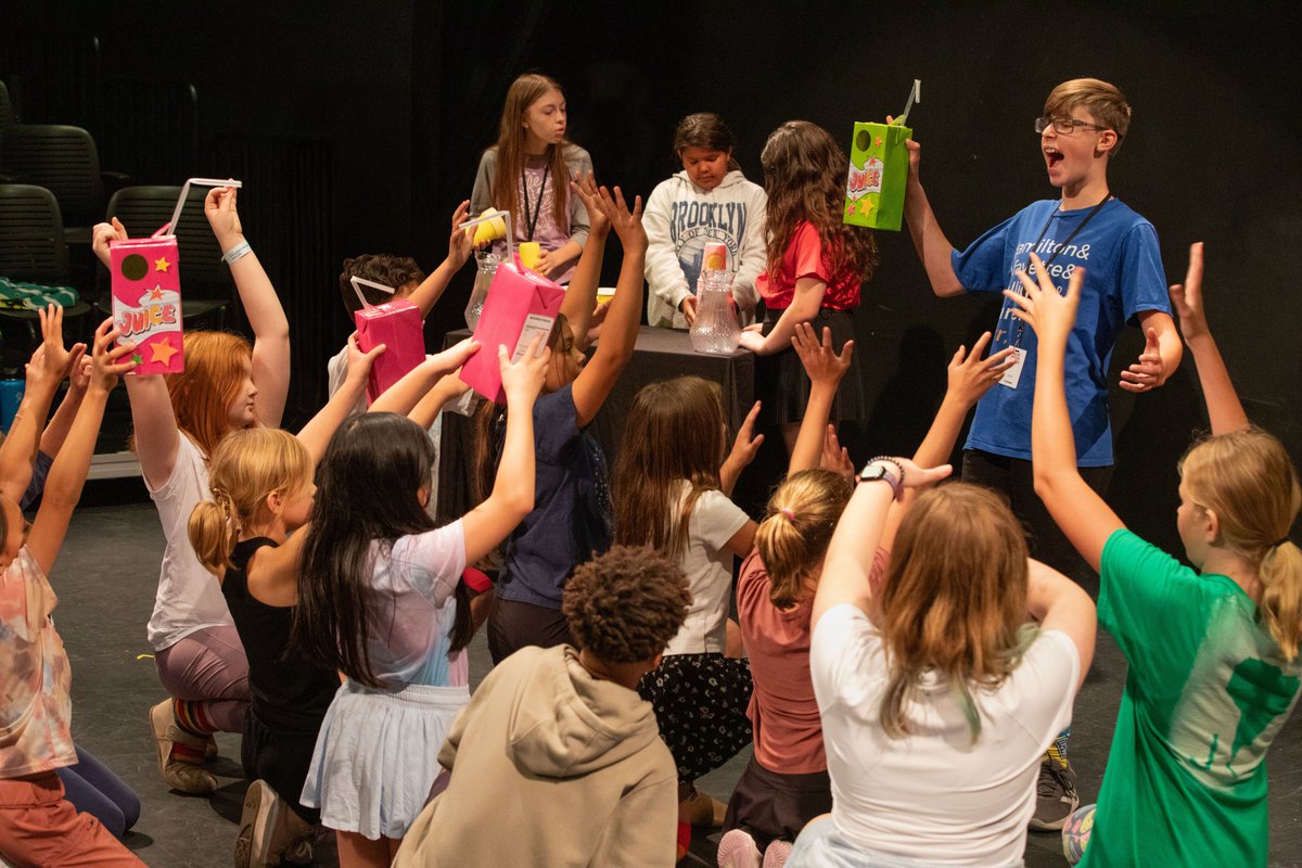 Broadway Sacramento tweet media