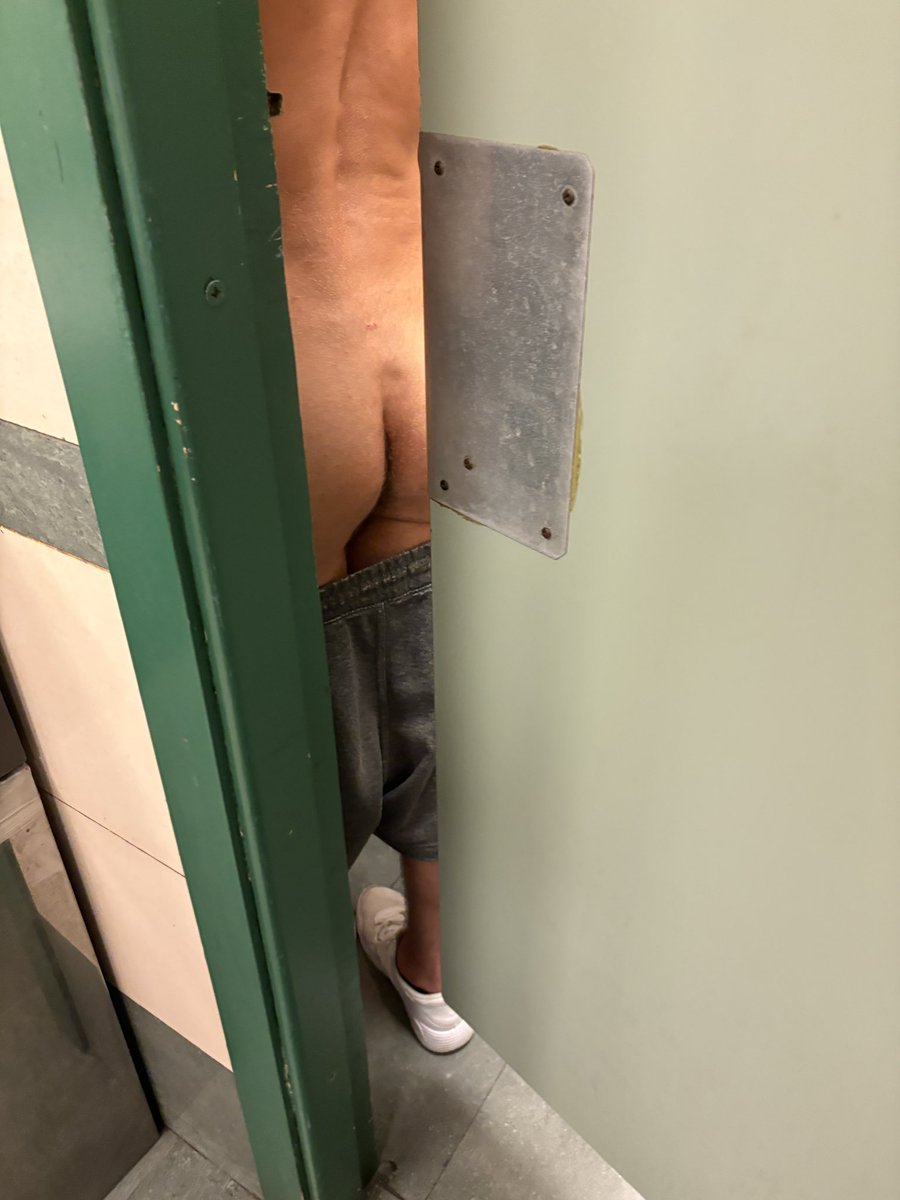 morbusoperandi's tweet photo. Espiando 😈 https://t.co/UmbhJ3d9jd