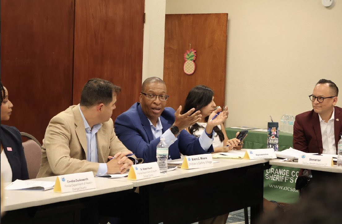 AutismFlorida's tweet image. On Wednesday, @AutismFl @thezacfoundation,@orlandohealth, @csvcentralfl, @florida.health, @RedCross @WaterSmartFL @swimglobalproject, @ocfirerescue, came together for a critical roundtable on drowning prevention to confront drownings statewide.