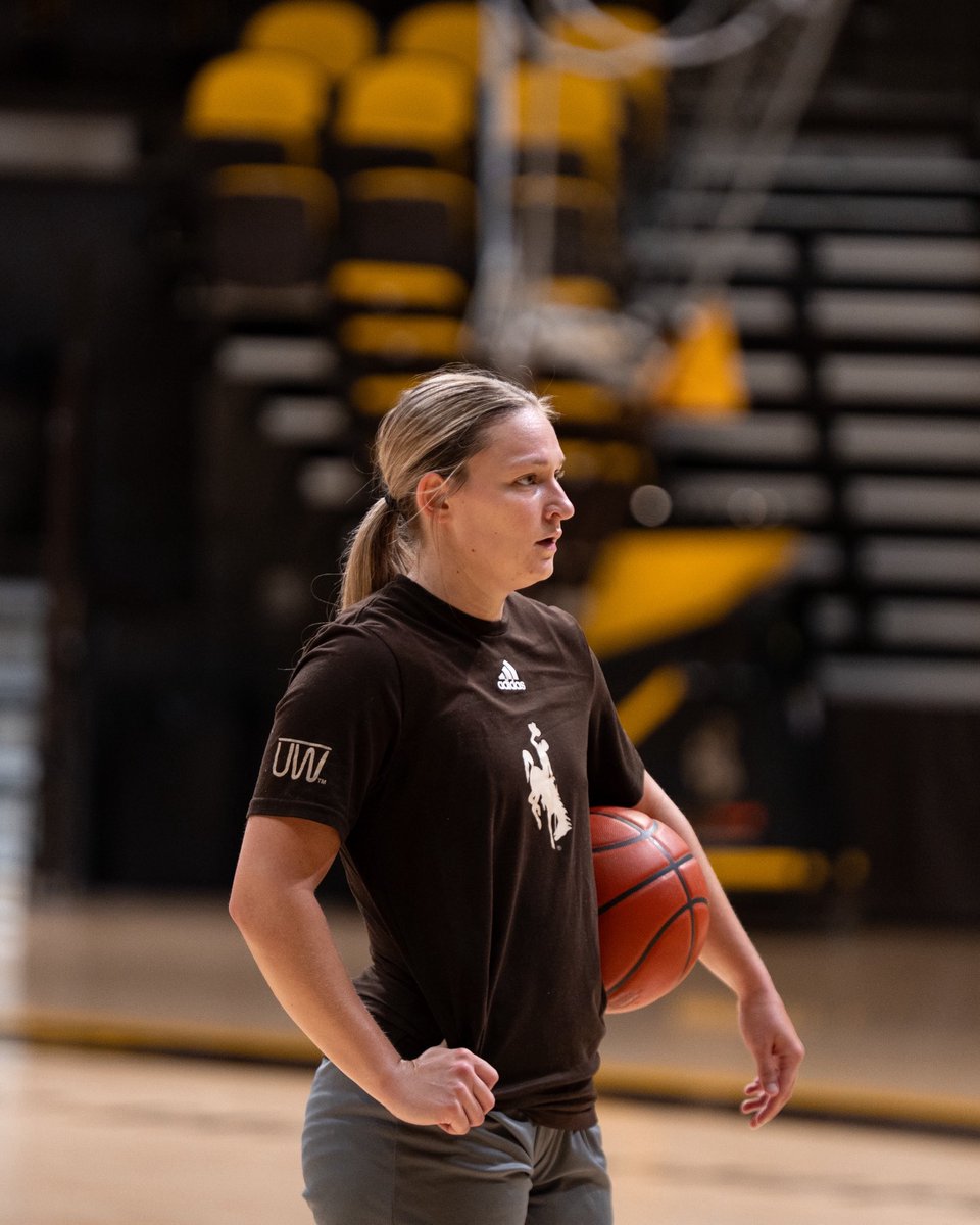 wyo_wbb's tweet image. The summer grind in Laradise 😤