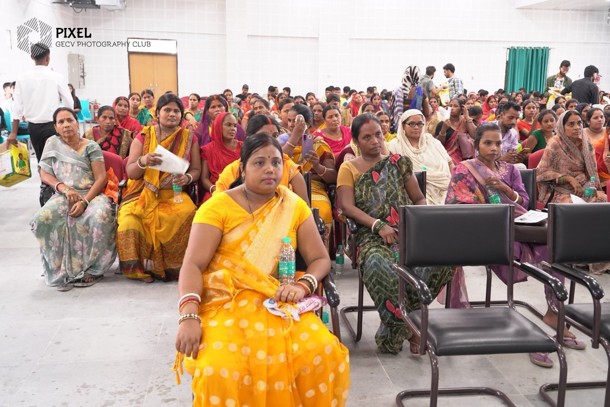 startup_bihar's tweet image. 🚀 Bihar Idea Festival 2025 | Event | Vaishali
Today’s Bihar Idea Festival 2025 event in Vaishali witnessed incredible energy and enthusiasm among aspiring youth!
The event spotlighted innovation, startup journeys, mentorship, and seed funding opportunities.
🌟 With 300+…