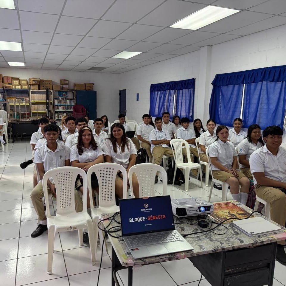 NodeNationSV's tweet image. 4 more group of kids are starting their Bitcoin path today 😁
In a few weeks you'll see them:
✔️ Making transactions
✔️ Signing messages
✔️ Mining Bitcoin
✔️ Setting up a Bitcoin node
✔️ Playing with LN ⚡
✔️ Using GPG
And more!