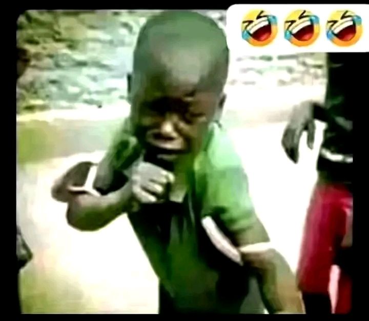 david_mush27896's tweet image. Back then when you're loosing the fight but your friends keeps calling you bruce lee😂😂😂
