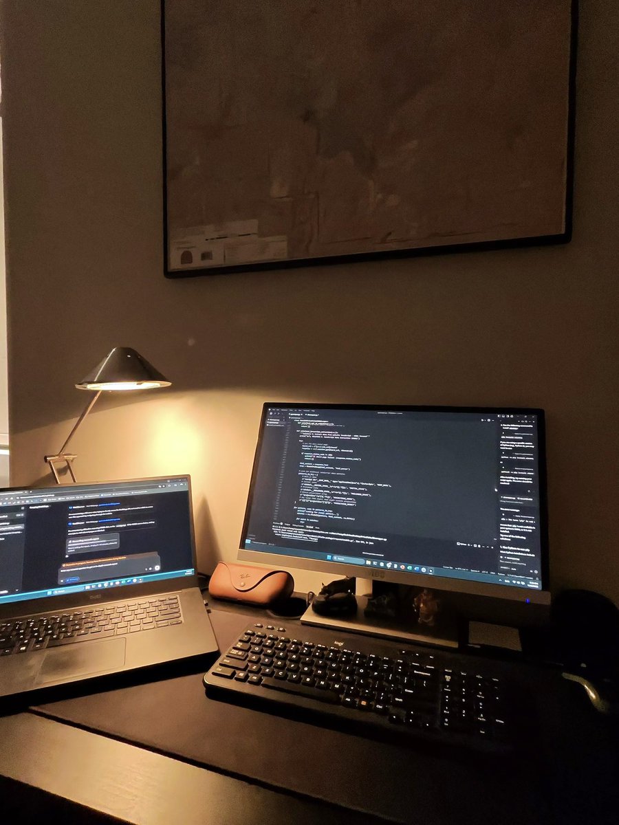 TDTomitee's tweet image. came back from visiting a friend in SF and started vibe coding an old side project…

while listening to a podcast on my meta ai glasses, which are what took this photo

am I cooked?