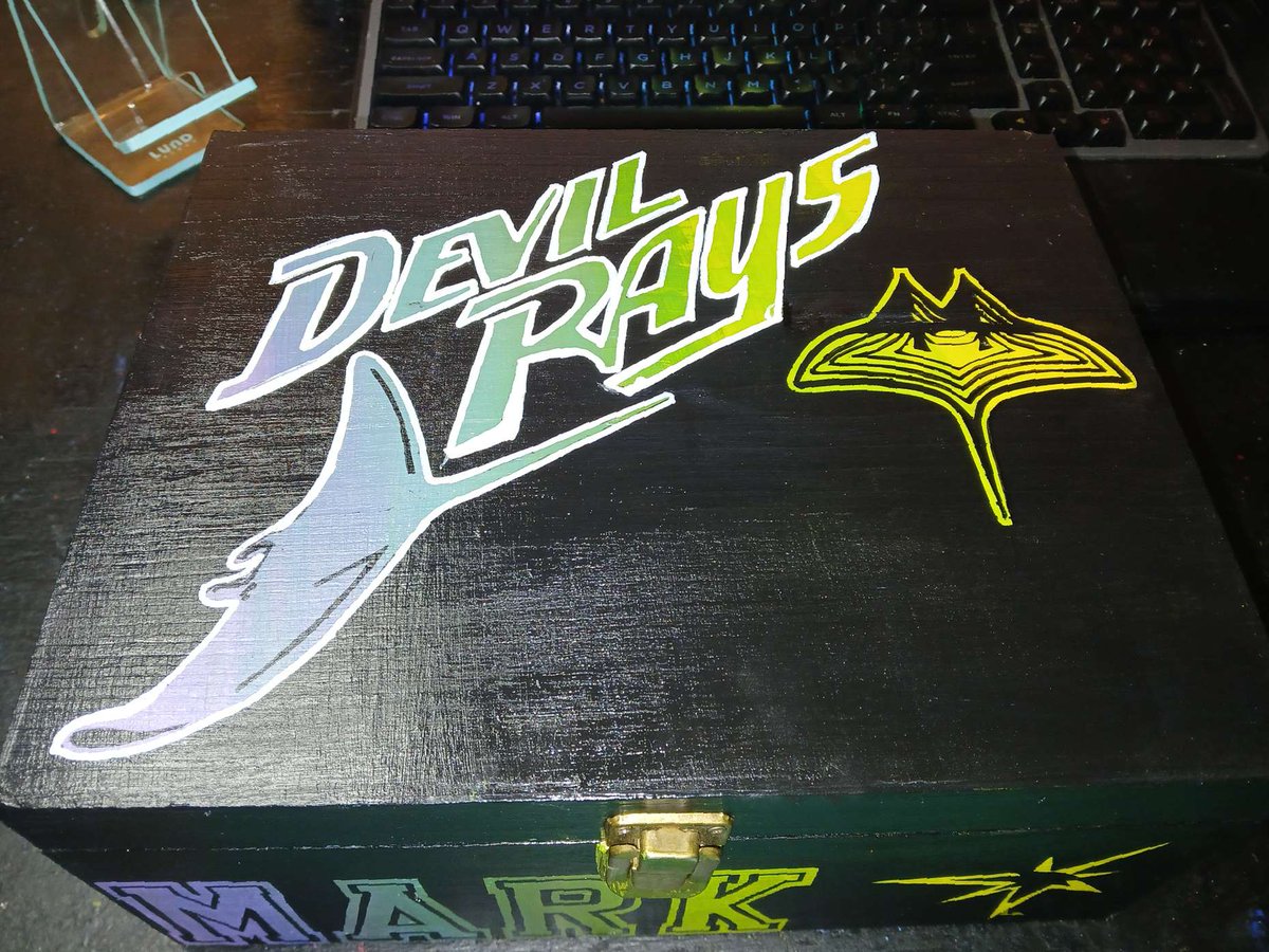 SmokedUpGoddess's tweet image. Custom Tampa Bay Devil Rays handpainted stash box going to its forever home! 🏡 ⚾️
Message me and let's design your custom stash box!!
