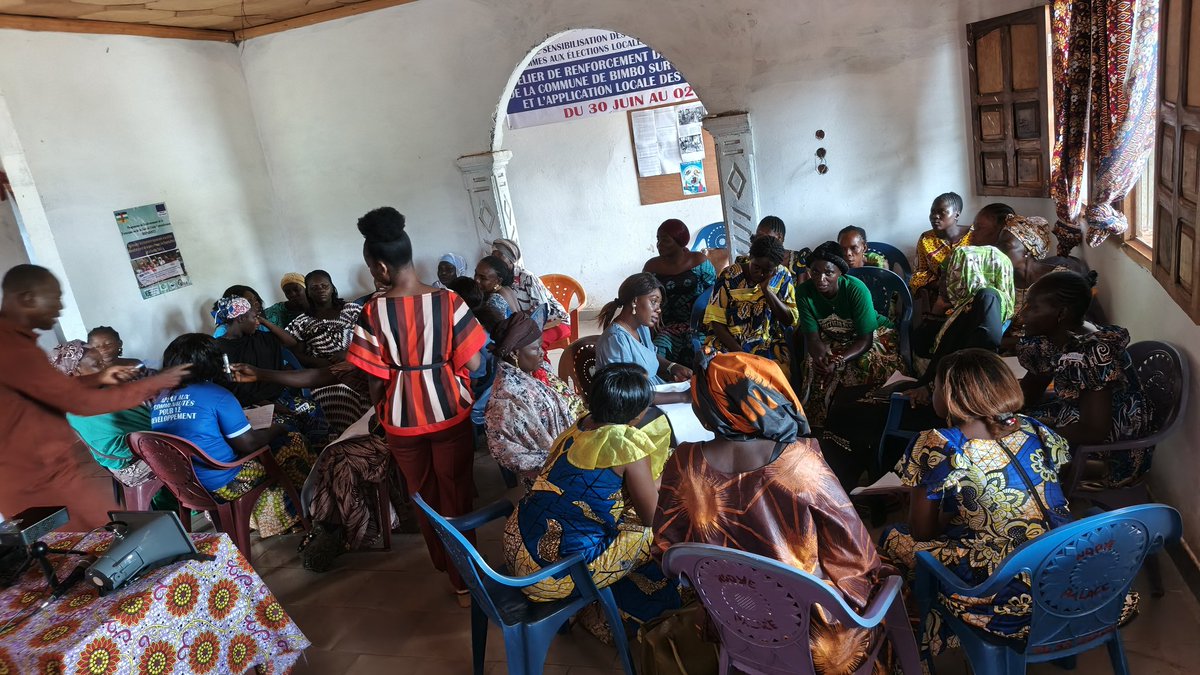 Les VBG en ligne, Eduk Media Centrafrique sensibilise les femmes leaders de Bimbo
<a href="/LeCLEMI/">CLEMI</a> <a href="/UnescoYaounde/">UNESCO YAOUNDE #Education #Sciences #Culture #Comm</a> <a href="/EdukMedia/">Eduk-Média 🇨🇲</a> <a href="/USAenFrancais/">USA en Français</a> <a href="/guykarema/">Dr Guy Karema, PhD</a>