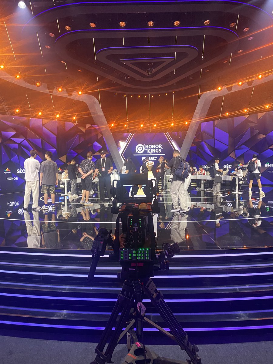 PikaDiff's tweet image. Show match tomorrow BTK vs Wetrnd Esports!
Hyped to watch BTK perform tomorrow! 😤 @HoKEsports
#EWC #BTK #HOK