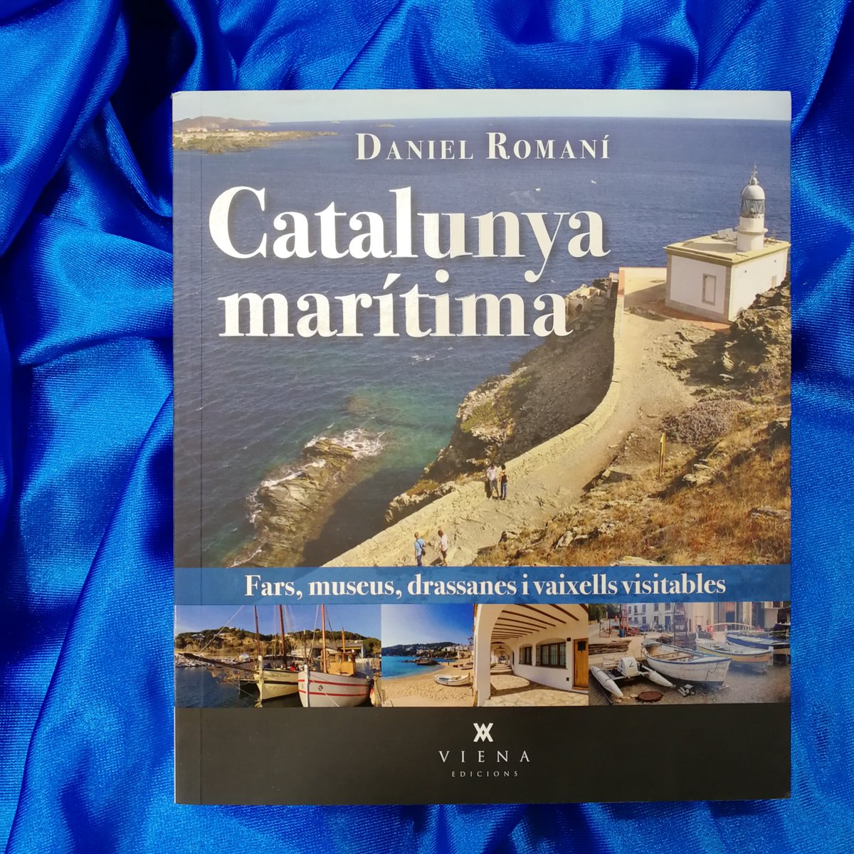 ETCÈTERA, llibreria independent al Poblenou (@etceterallibres) on Twitter photo CATALUNYA MARÍTIMA: "Un reguitzell d'elements, patrimoni del País, ens expliquen l'estreta relació de Catalunya amb la mar, la pesca, la navegació; museus, fars, drassanes, vaixells antics visitables. Que diferents seríem sense la Mediterrània!"
Daniel Romaní, a <a href="/Viena_Edicions/">Viena Edicions</a> CATALUNYA MARÍTIMA: "Un reguitzell d'elements, patrimoni del País, ens expliquen l'estreta relació de Catalunya amb la mar, la pesca, la navegació; museus, fars, drassanes, vaixells antics visitables. Que diferents seríem sense la Mediterrània!"
Daniel Romaní, a <a href="/Viena_Edicions/">Viena Edicions</a>