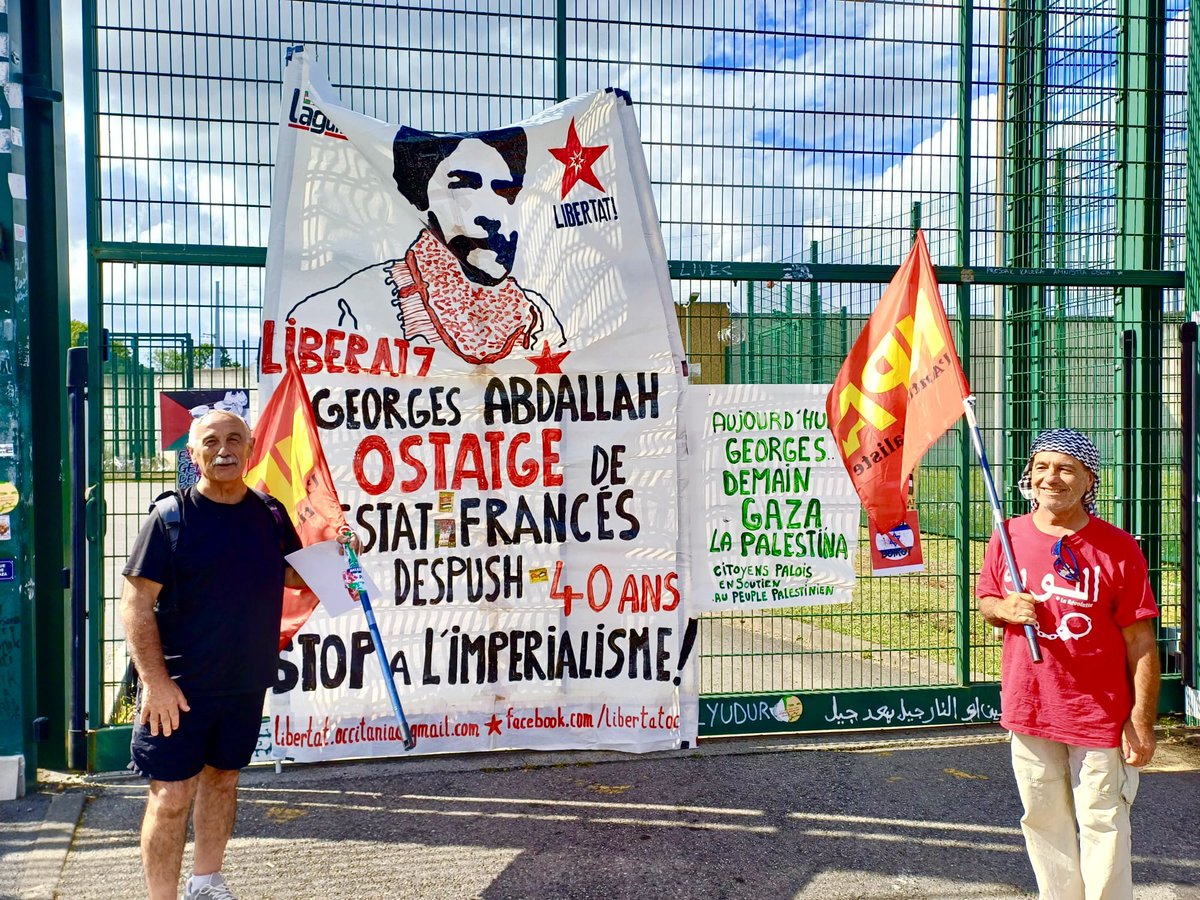 🇵🇸✊ Nous sommes présent·es aujourd’hui au rassemblement devant la prison de Lannemezan pour la libération de Georges Ibrahim Abdallah, le plus ancien prisonnier politique d’Europe.
Stop à l’impérialisme ! Free Palestine !