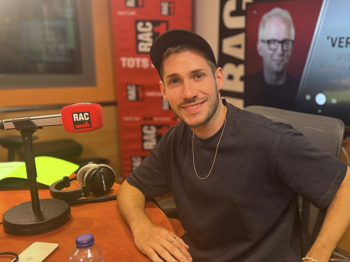 🥇El guanyador de l’OP FEST al 'VERSIÓ'!

El cantant i actor <a href="/MAndurell/">Marc Andurell</a>  ens visita aquesta tarda per presentar-nos la seva última cançó, 'Un estiu com els d’abans'.

🎵No us perdeu l’entrevista i la seva actuació en directe!

📻rac1.cat/directe