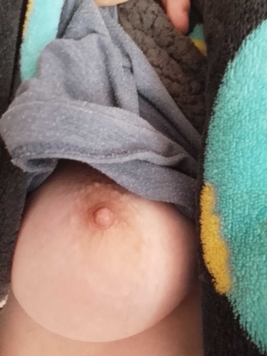 #girlfailure #nsfwtwt   Boob post  Heh