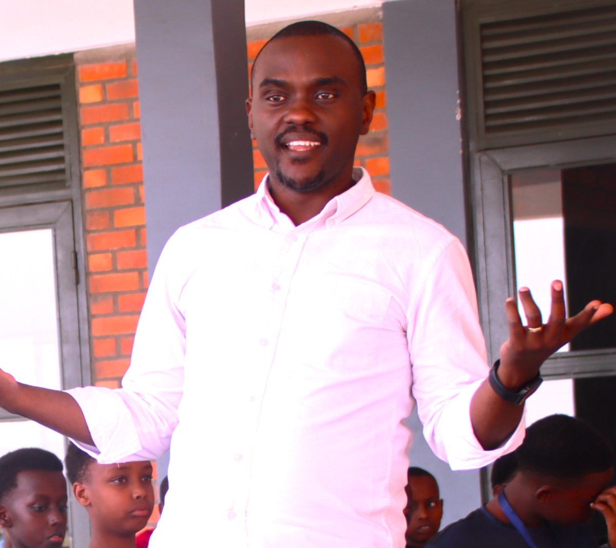 GSF_RC's tweet image. Honored to welcome Pastor @HKibirango at #BoyzToMen Camp. He reminded boys that positive masculinity is about strength with compassion and leadership with integrity.
#MentorshipMatters #RaisingMen
@EquiBridge @RwandaGender