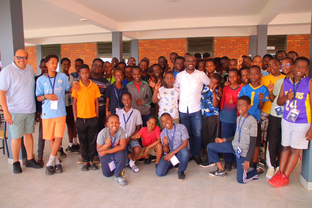 GSF_RC's tweet image. Honored to welcome Pastor @HKibirango at #BoyzToMen Camp. He reminded boys that positive masculinity is about strength with compassion and leadership with integrity.
#MentorshipMatters #RaisingMen
@EquiBridge @RwandaGender