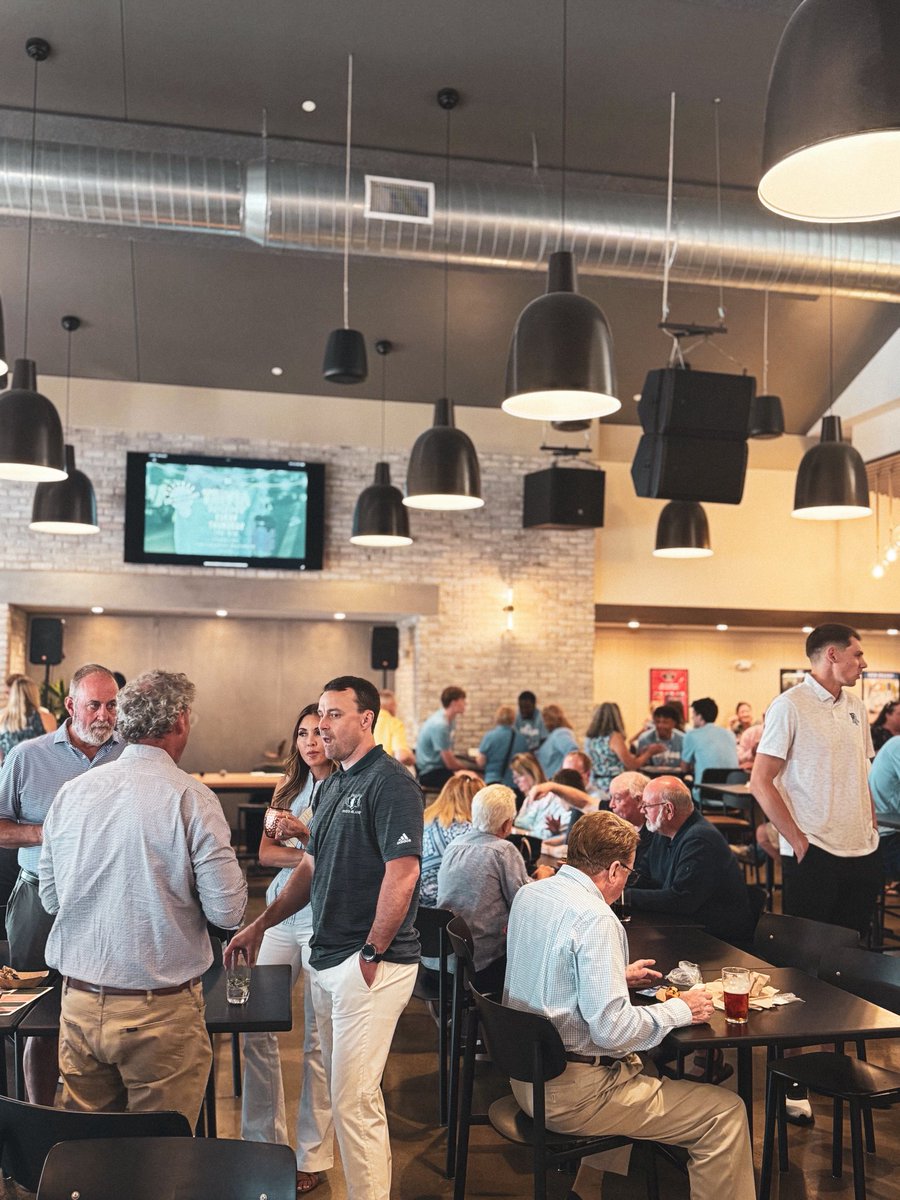 𝐁𝐈𝐆 𝐓𝐇𝐀𝐍𝐊𝐒 to all the <a href="/RhodyMBB/">Rhody MBB</a> fans who were able to join us for the 𝐌𝐞𝐞𝐭 𝐭𝐡𝐞 𝐏𝐥𝐚𝐲𝐞𝐫𝐬 event at Newport Craft Brewing &amp; Distilling last night!🍻

Get familiar and lock in your spot at <a href="/TheRyanCenter/">The Ryan Center</a> with season tickets TODAY! 

🎟️: bit.ly/3YVKNUU