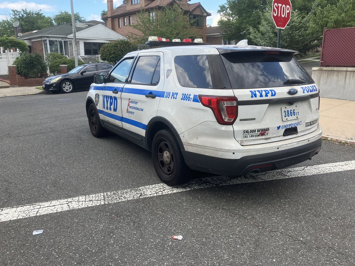 NYPD109Pct's tweet image. On 7/19/25, 109 NCOs, public safety team, & patrol cops stopped a suspicious vehicle carrying 3 suspects who were casing a Whitestone neighborhood. The driver was unlicensed & had two active warrants. Others were arrested for possession of burglary tools & controlled substances.