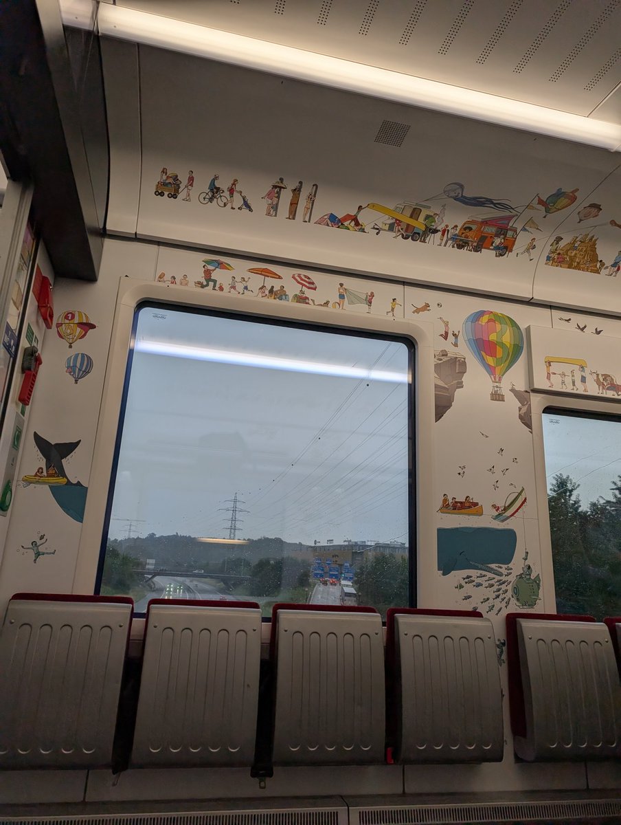 q_dome's tweet image. Trafiłem na złoty pociąg (dosłownie) z dziecięcym przedziałem