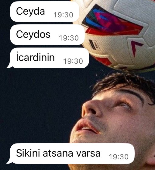 ceydrumii's tweet image. nefes alamiyom bak