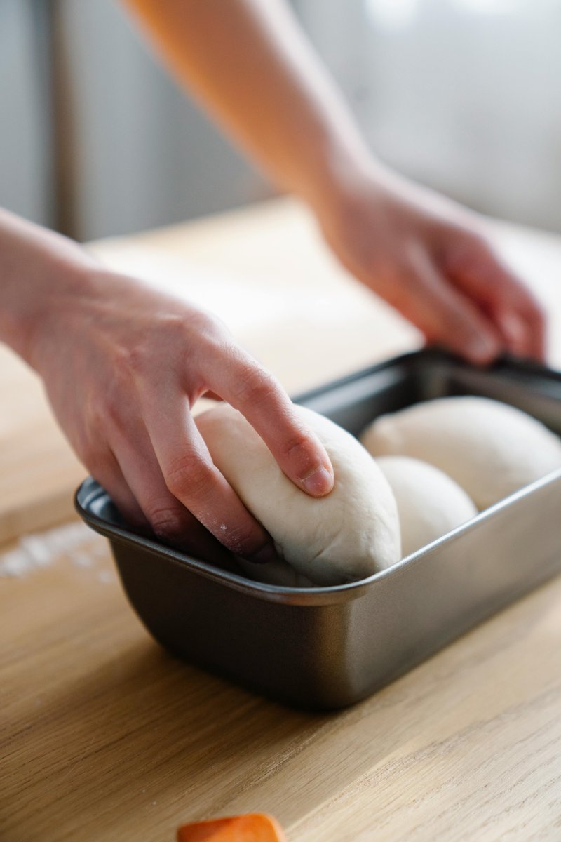 kitchenmaster92's tweet image. In the world of baking, a good pan is your secret weapon. 

#BakingEssentials #PanPerfection #BakeWithLove #KitchenMustHave #BakingMagic #PanPower #BakeItRight #CookingJoy #BakingTools #PanPassion