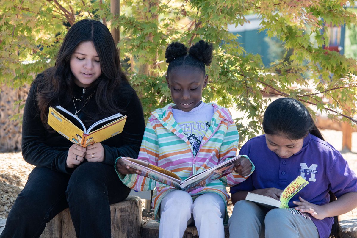 eatlearnplay's tweet photo. SIX YEARS, SIX MOMENTS! In 2024 we committed to advancing literacy in Oakland with a $25m investment, providing one-on-one tutoring and literacy programs for @ousdnews students and surrounding them with the books, tutoring, and encouragement they need to succeed. https://t.co/Q2P2gFq5Rn