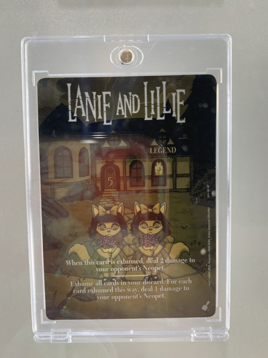 AlyssaTheAmazon's tweet image. A couple of my favorite War for the Obelisk teasers at the @UpperDeckEnt booth! For the @Neopets Battledome Trading Card Game!