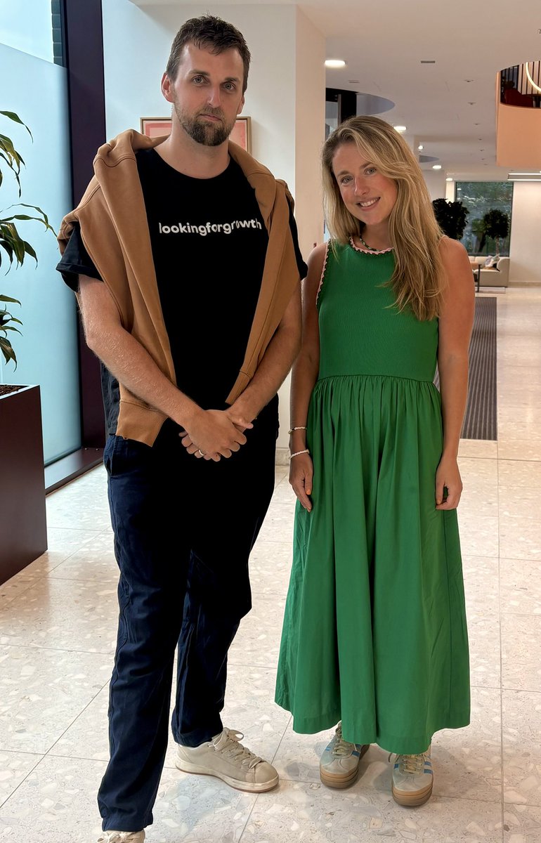 Bella Wallersteiner 🇺🇦 (@bellawallerstei) on Twitter photo Great to meet with the Looking for Growth group today to talk about how we end Britain’s decline ✊🇬🇧 <a href="/lfg_uk/">Looking for Growth</a> Great to meet with the Looking for Growth group today to talk about how we end Britain’s decline ✊🇬🇧 <a href="/lfg_uk/">Looking for Growth</a>