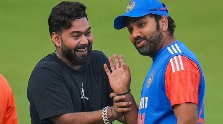 Player's who played with Disabilities - 

- Rishabh Pant - Fracture Toe
- Anil Kumble - Broken Jaw

- Rohit Sharma - Played with Shreyas Iyer, KL Rahul &amp; Suryakumar Yadav in WC 2023 Final